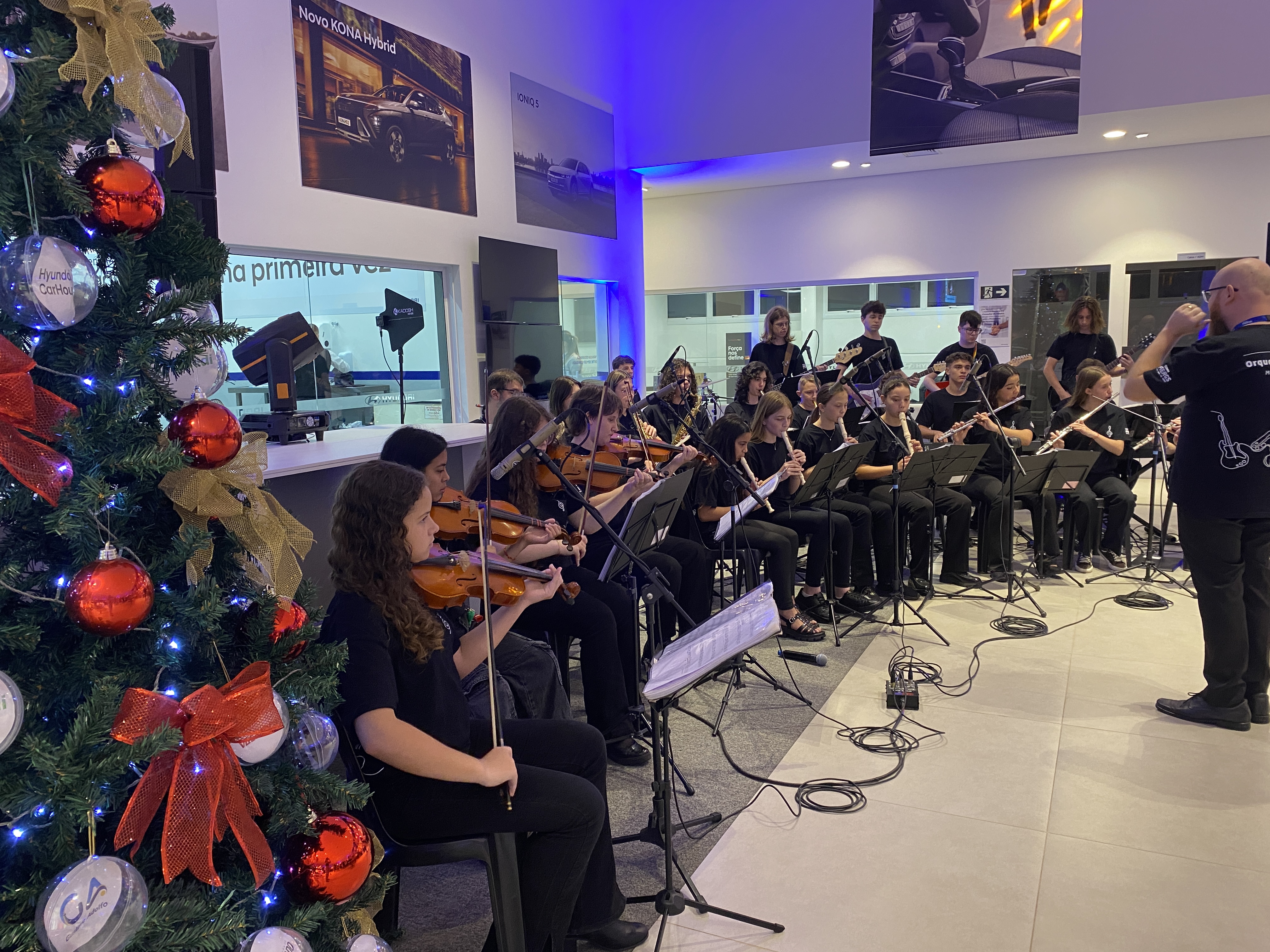 458541-1177617-orquestra