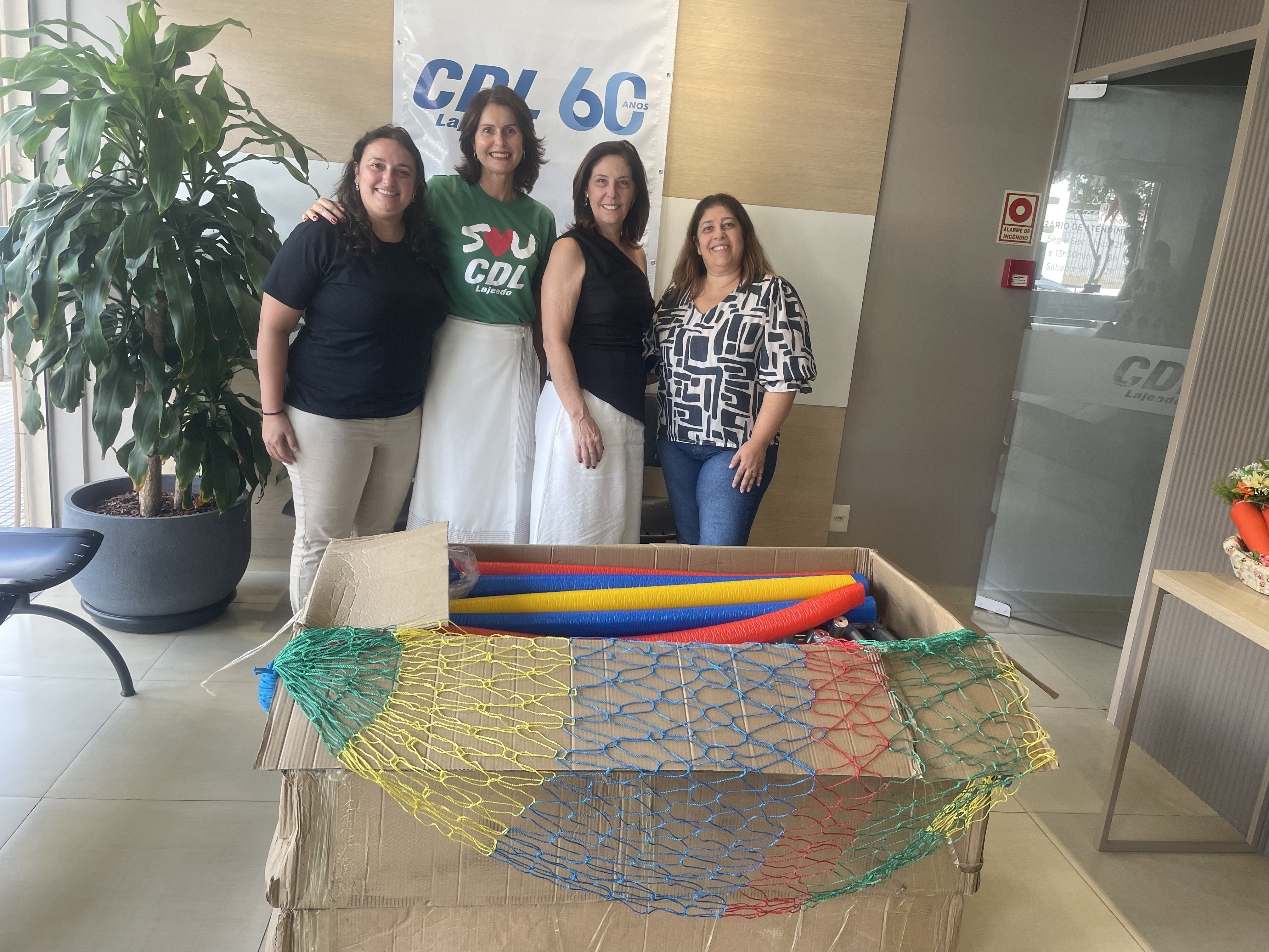 Entrega ocorreu na tarde desta quinta-feira na sede da CDL Lajeado