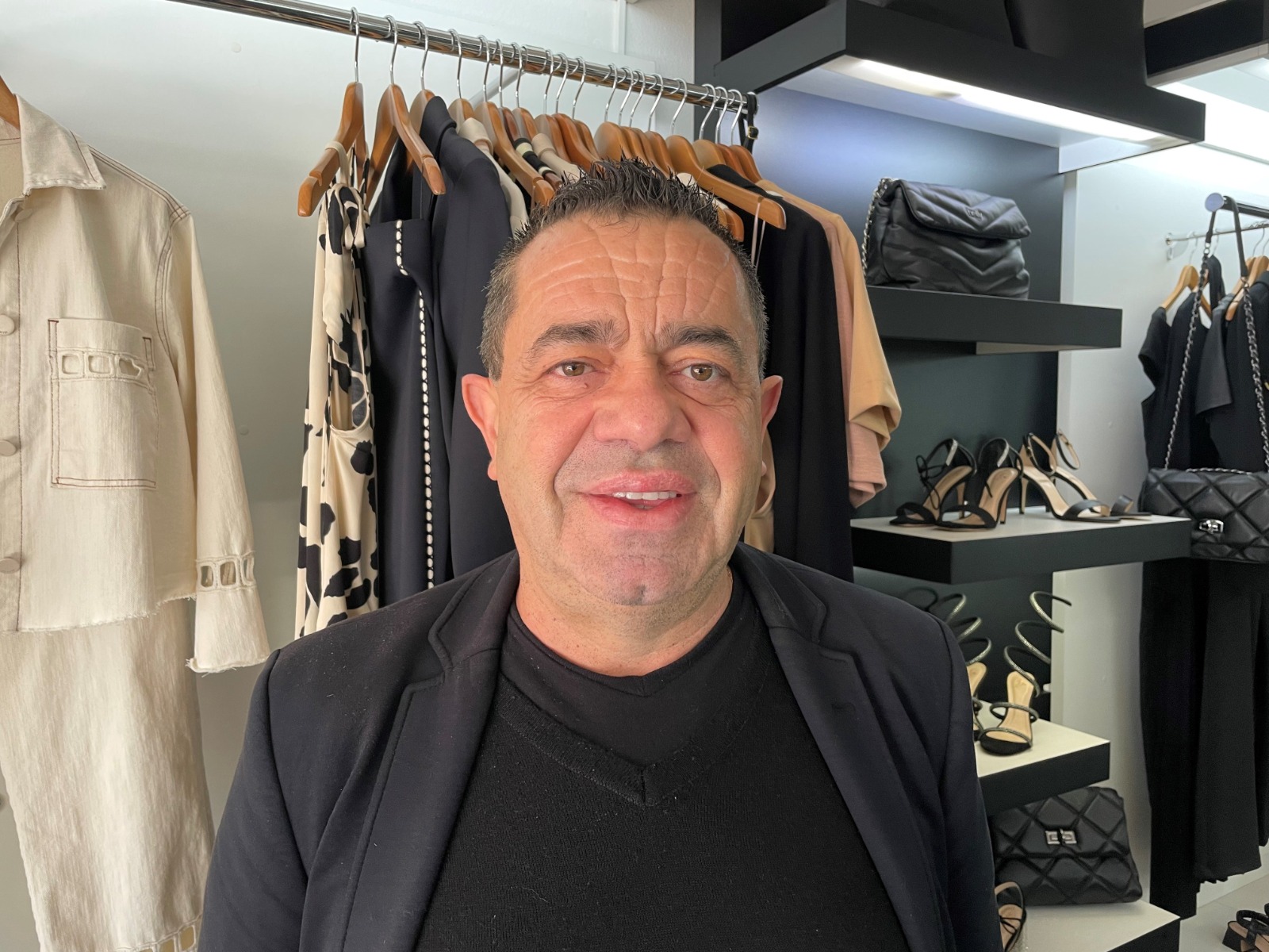 whatsapp-image-2025-11-28-at-17-37-41